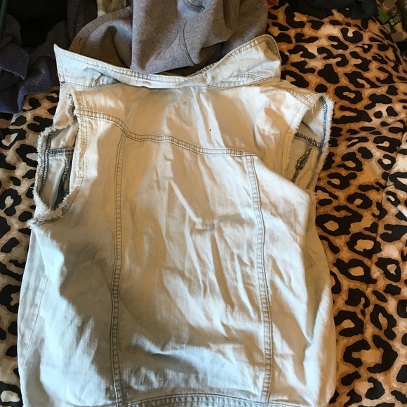 Volcom Jean Jacket (hood is removable) - Picture 3 of 4